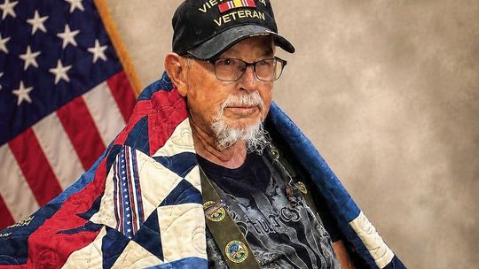 Bateman presented with Quilt of Valor