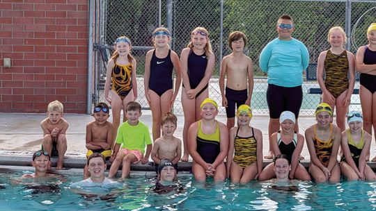 Bridgeport Beez make big waves at Torrington