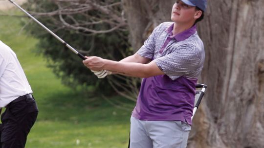 Bridgeport golfers open season strongly