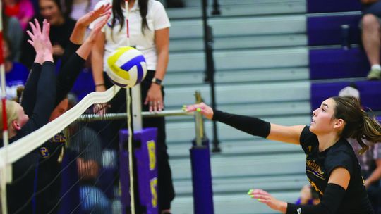 Bridgeport registers fiveset win over Mustangs