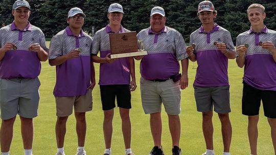 Bulldog golfers claim WTC title