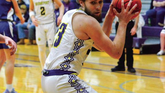 Bulldogs boys finish another successful campaign with 22-6 record