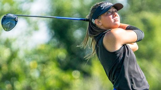 Harless wins twice to begin golf season