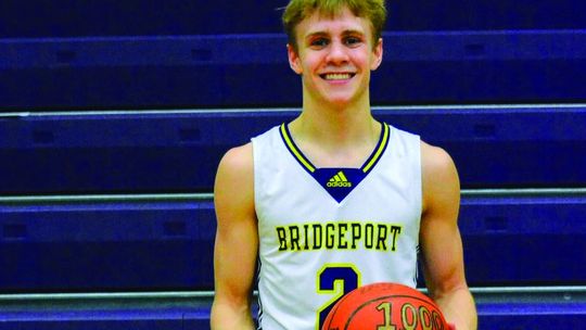 Watts reaches milestone as Bulldog basketball teams pile up more wins