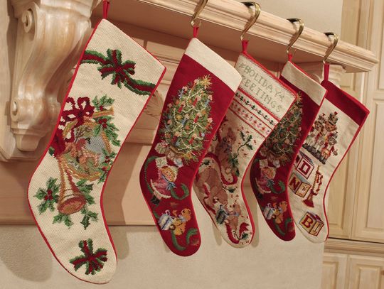 Bridgeport Holiday Committee seeks homes for annual Holiday Home Tours