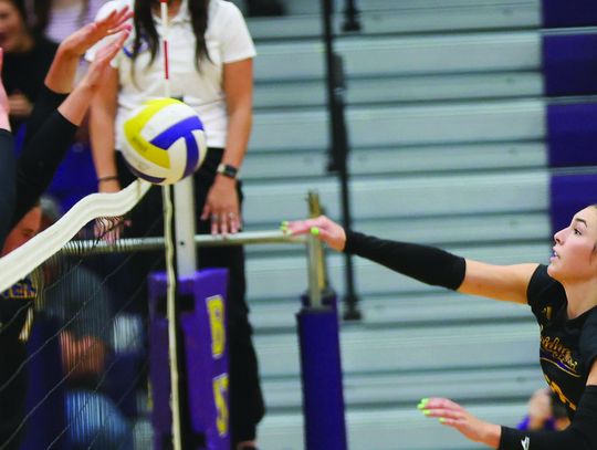 Bridgeport registers fiveset win over Mustangs