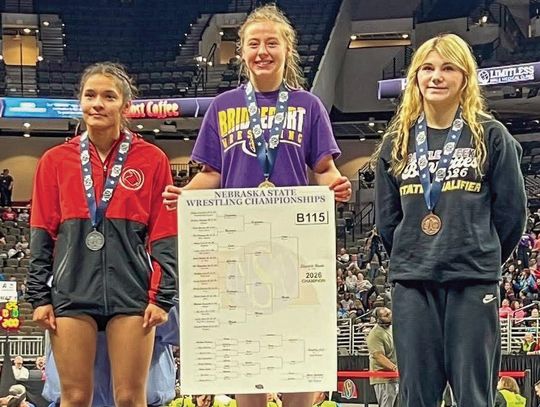 Bridgeport’s Menke makes history as a state wrestling champion