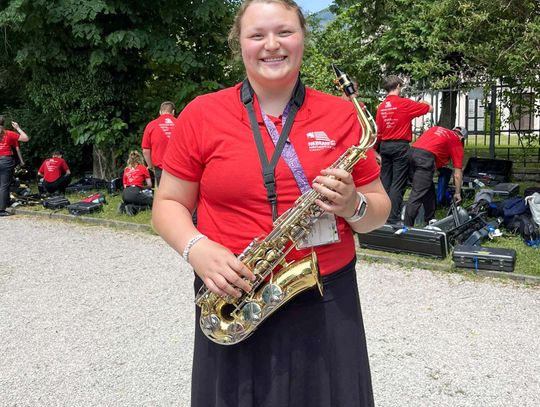  Bridgeport senior experiences Europe from behind saxophone