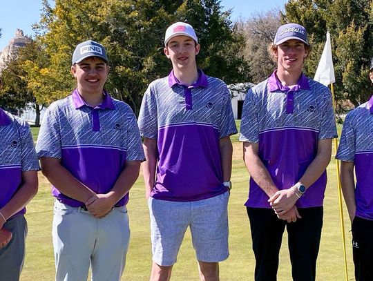 Bulldog golfers finish second in home tourney