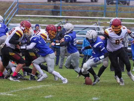 Leyon ends their season on the gridiron