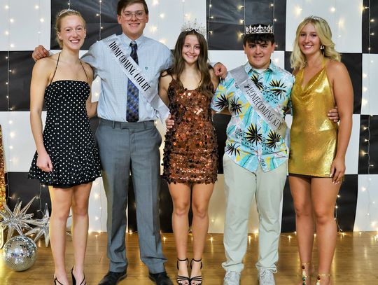 Leyton names homecoming royalty