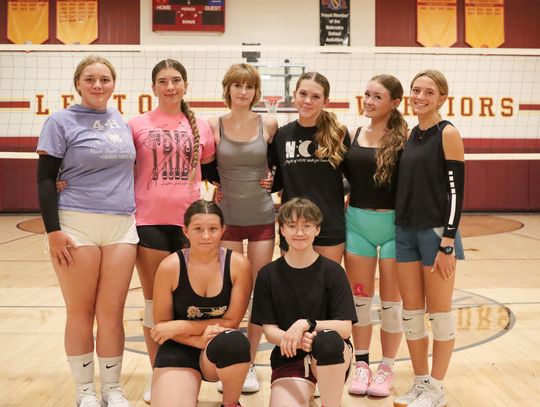LHS FALL SPORTS — VOLLE YBALL