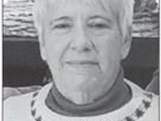  Susan Arndt, 72