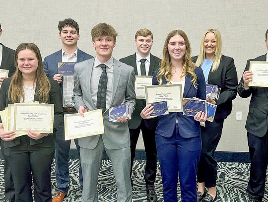 	UNK students win numerous awards, including top chapter, at state FBLA conference