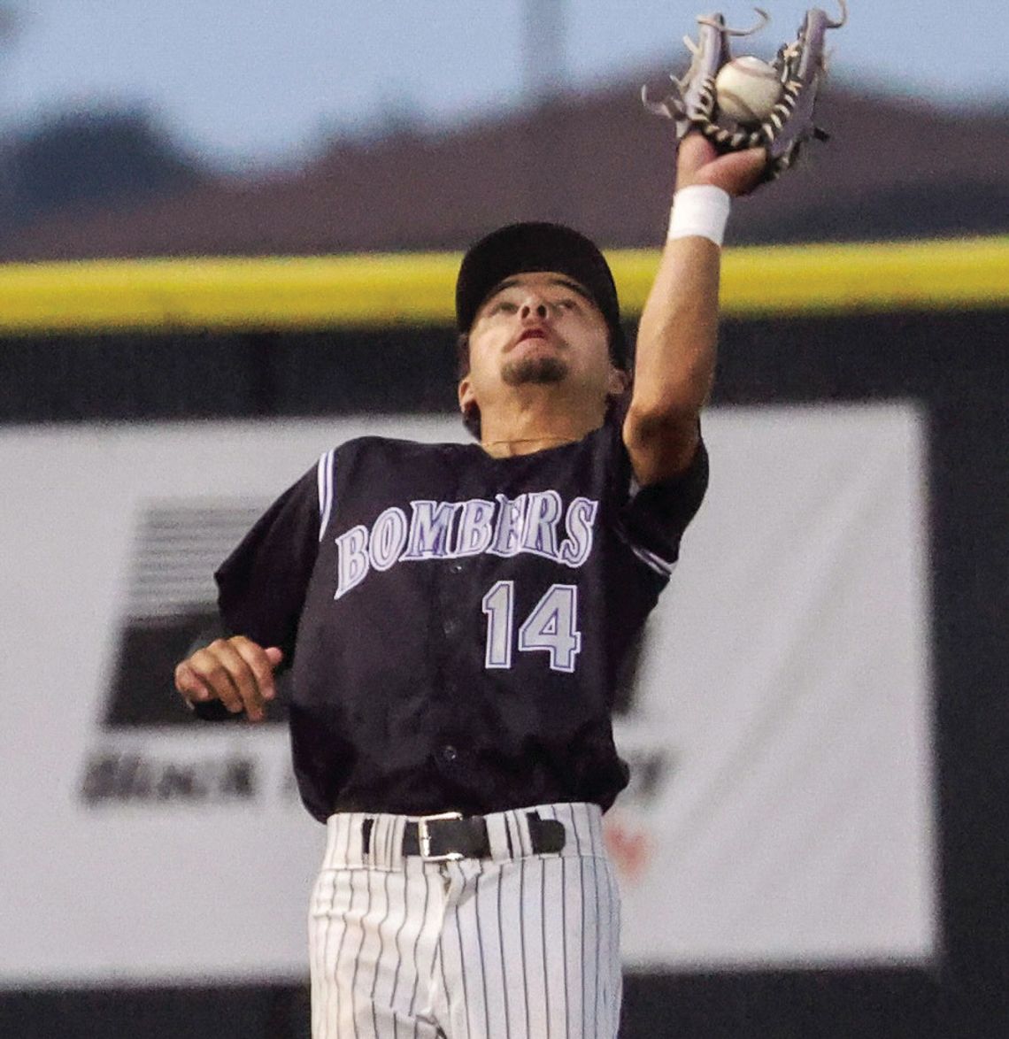 Bombers drop games to Twin Cities teams Bombers drop games to Twin Cities teams