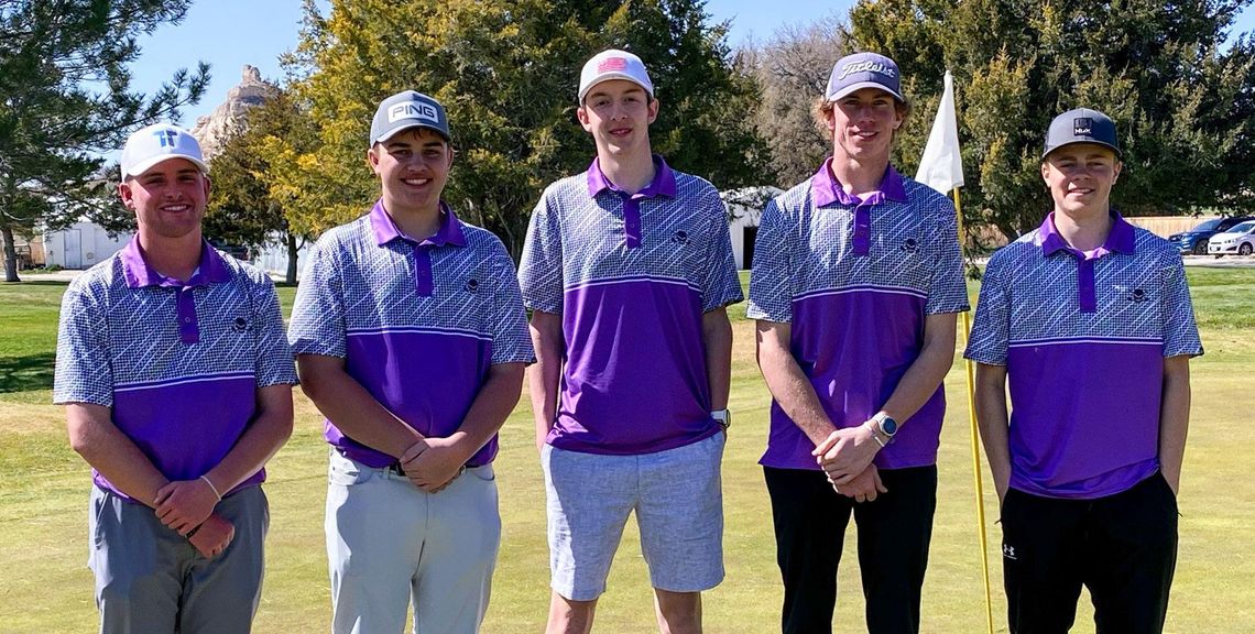 Bulldog golfers finish second in home tourney