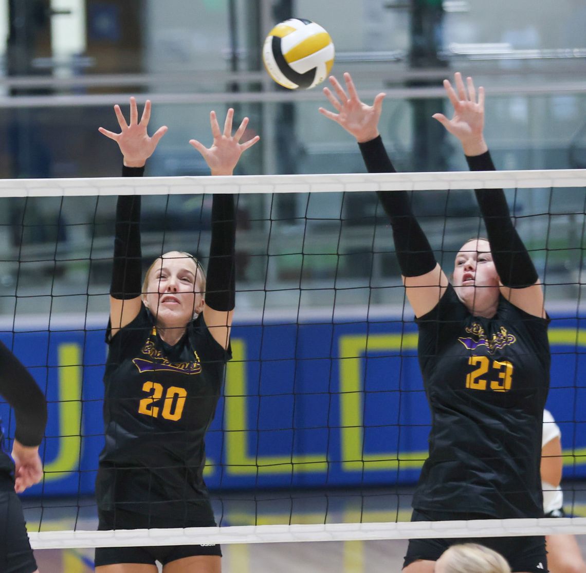 Bulldogs net more wins on volleyball court