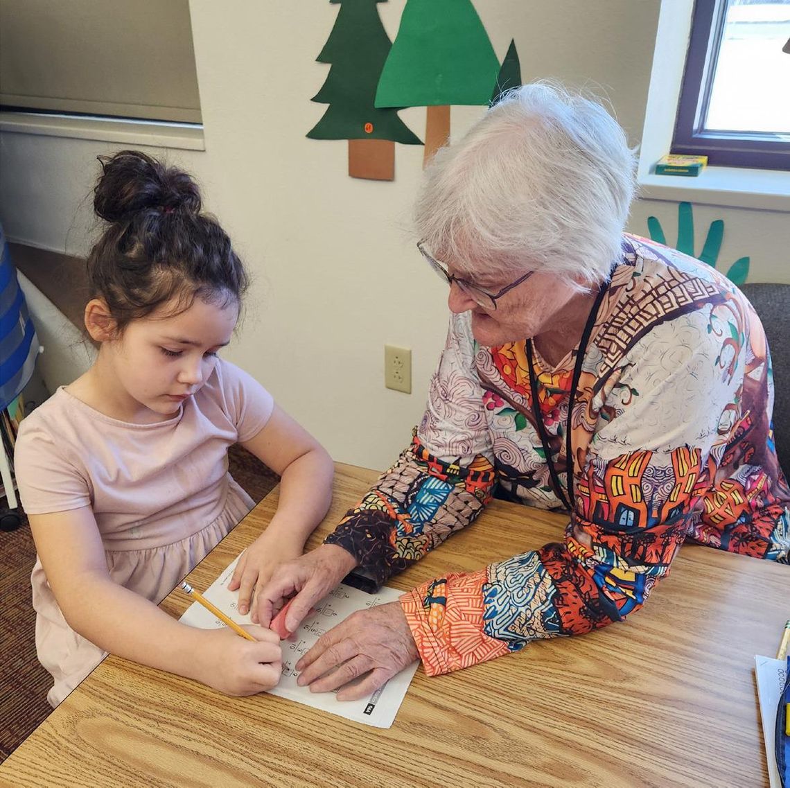 Celebrating foster grandparents at Bridgeport Elementary