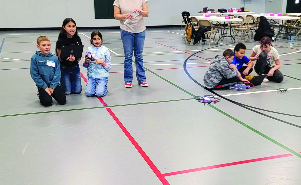 Fifth graders participate in Incredible STEM Day Fifth graders participate in Incredible STEM Day