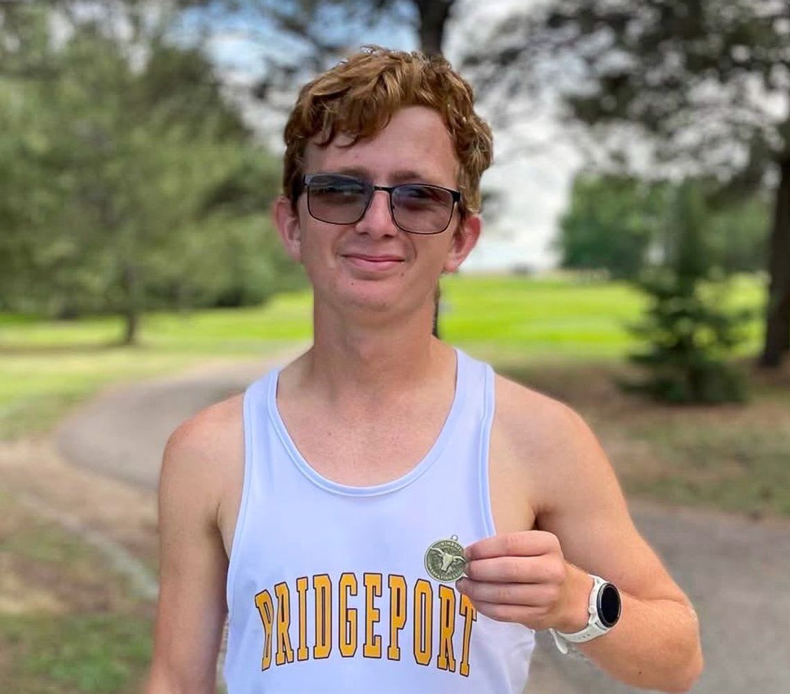Varner wins cross country title in Kimball; Bulldog golfers compete at Mitchell Invite Varner wins cross country title in Kimball; Bulldog golfers compete at Mitchell Invite